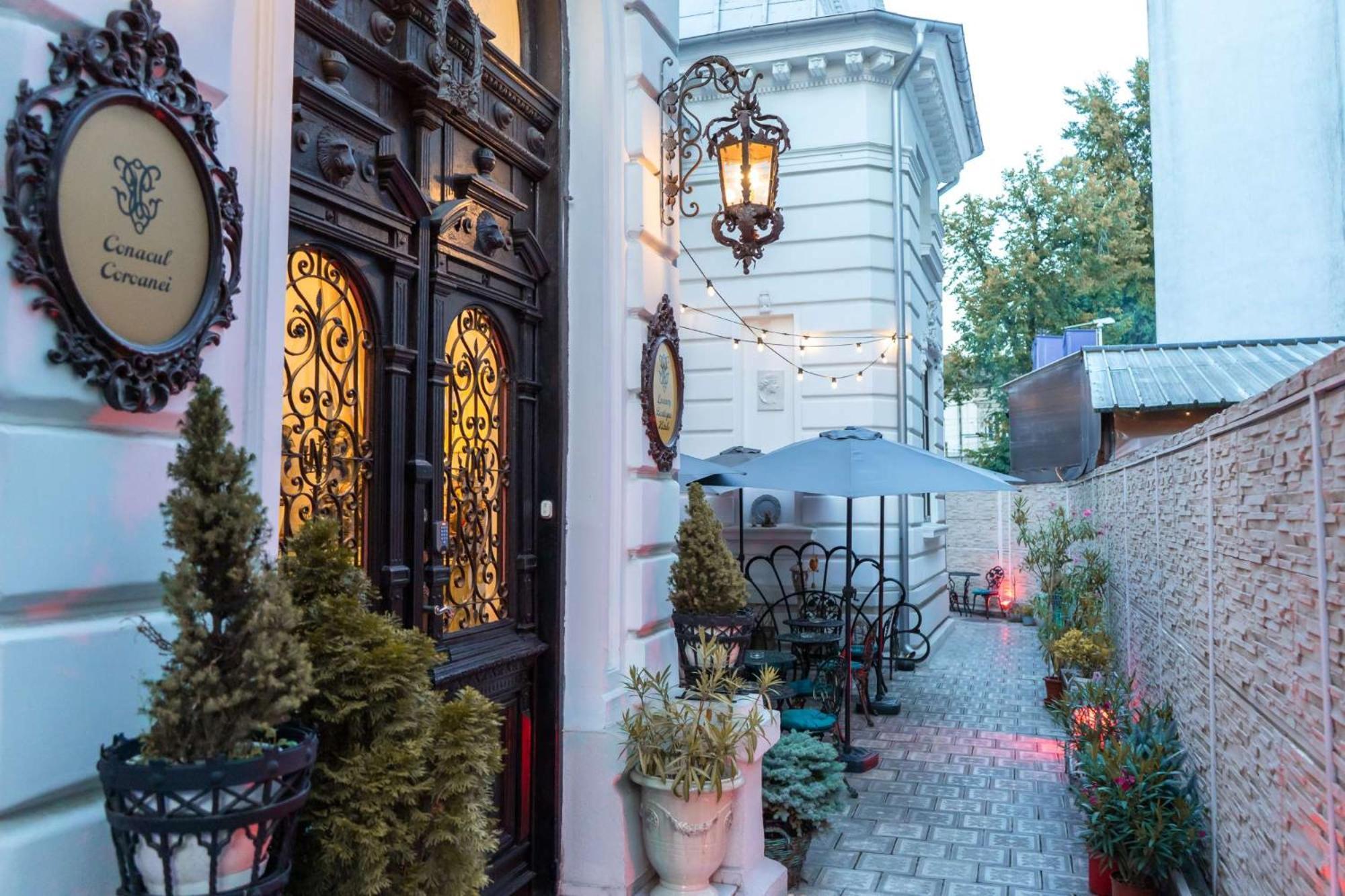 Conacul Coroanei Luxury Boutique Hotel Букурещ Екстериор снимка