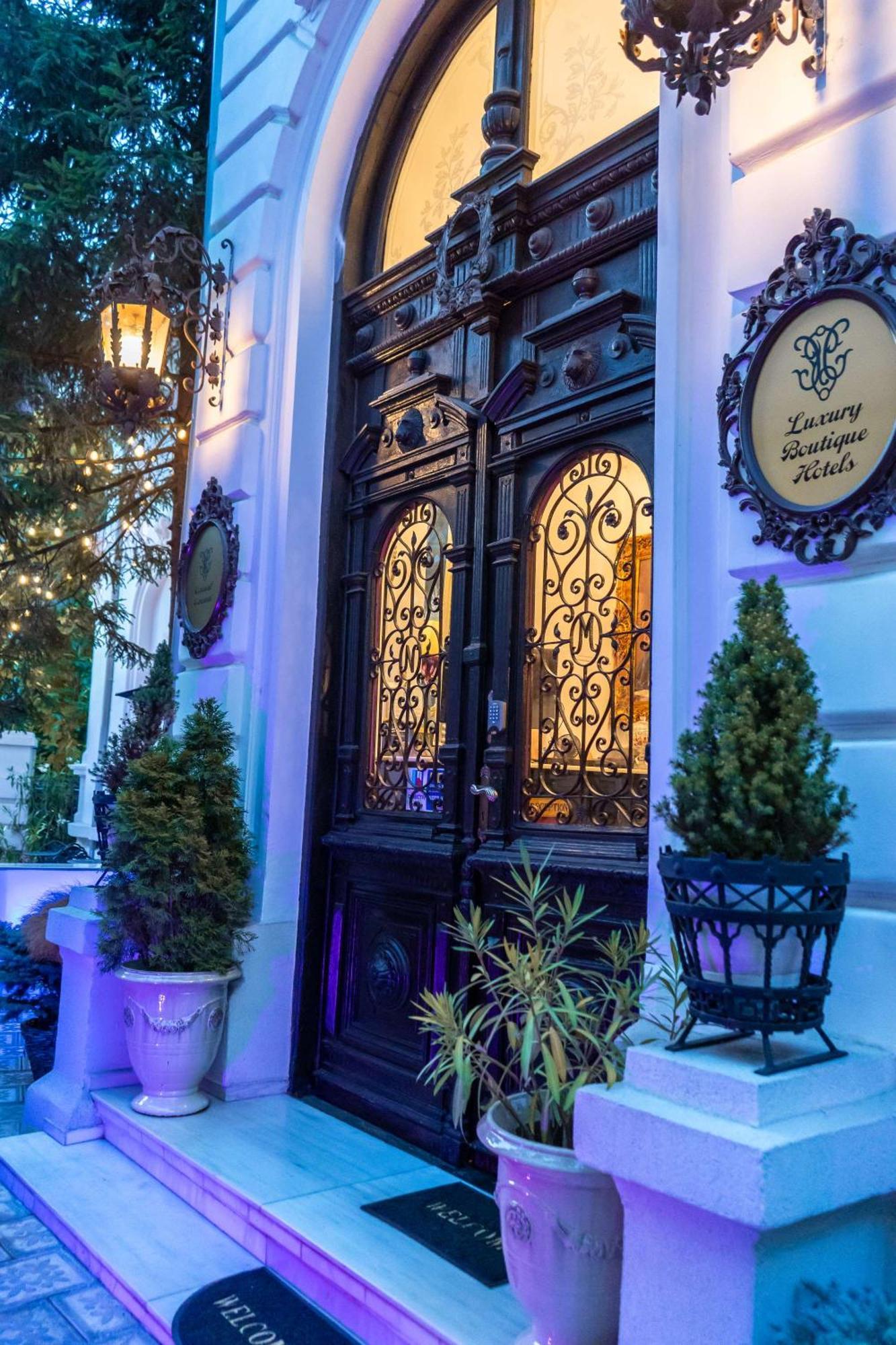 Conacul Coroanei Luxury Boutique Hotel Букурещ Екстериор снимка