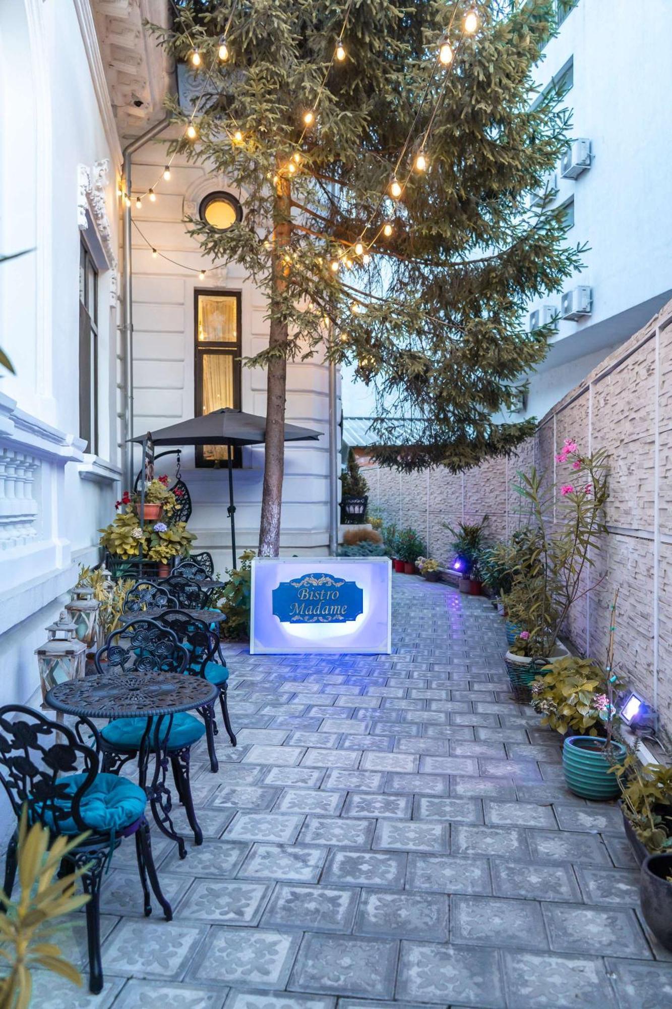 Conacul Coroanei Luxury Boutique Hotel Букурещ Екстериор снимка