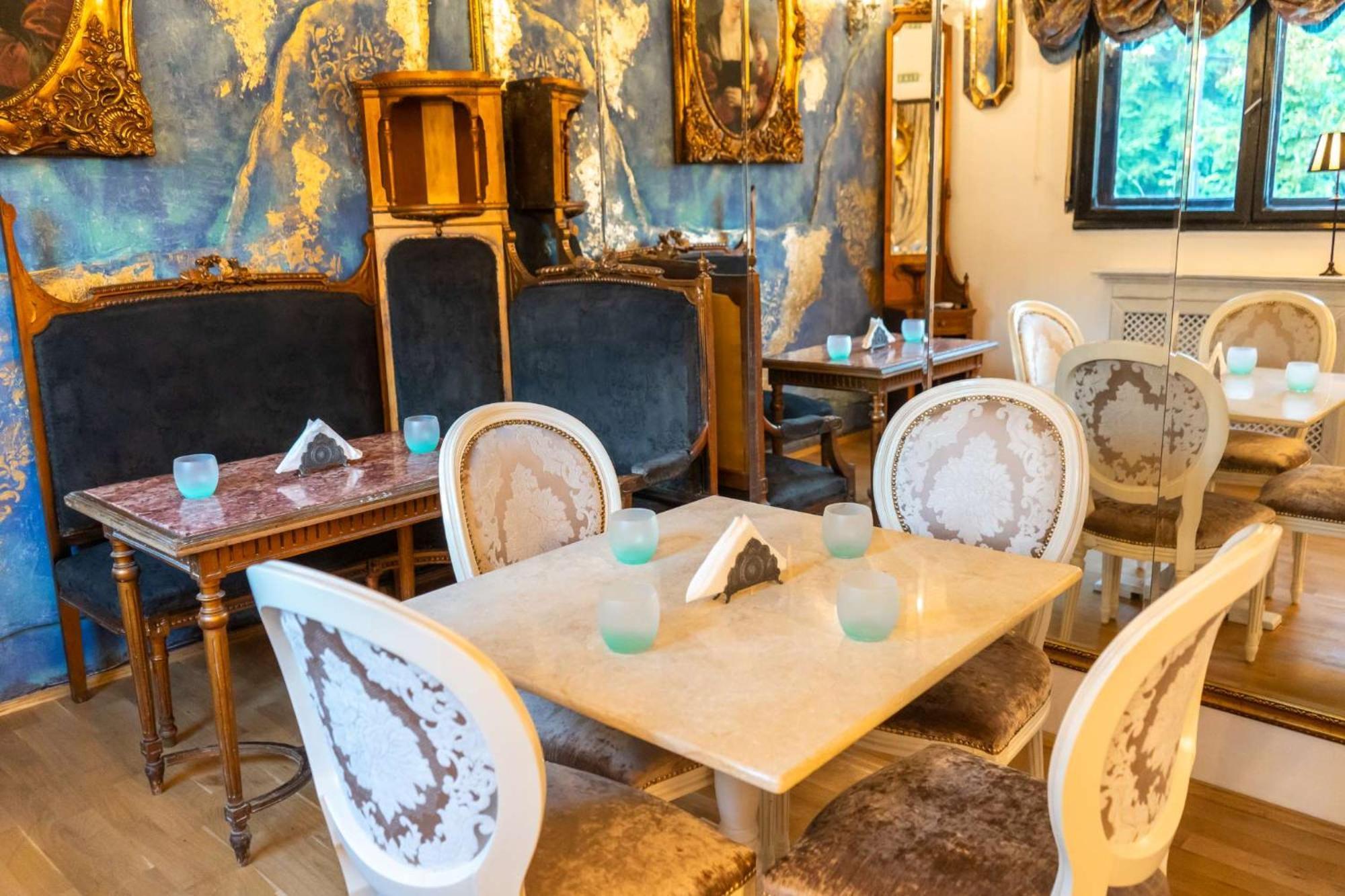 Conacul Coroanei Luxury Boutique Hotel Букурещ Екстериор снимка