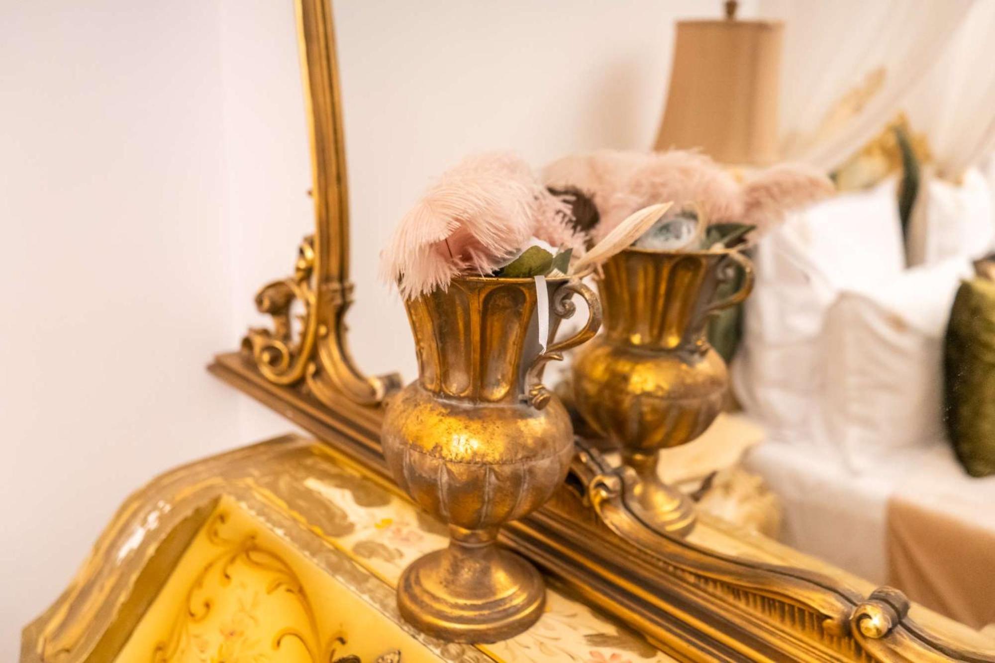 Conacul Coroanei Luxury Boutique Hotel Букурещ Екстериор снимка