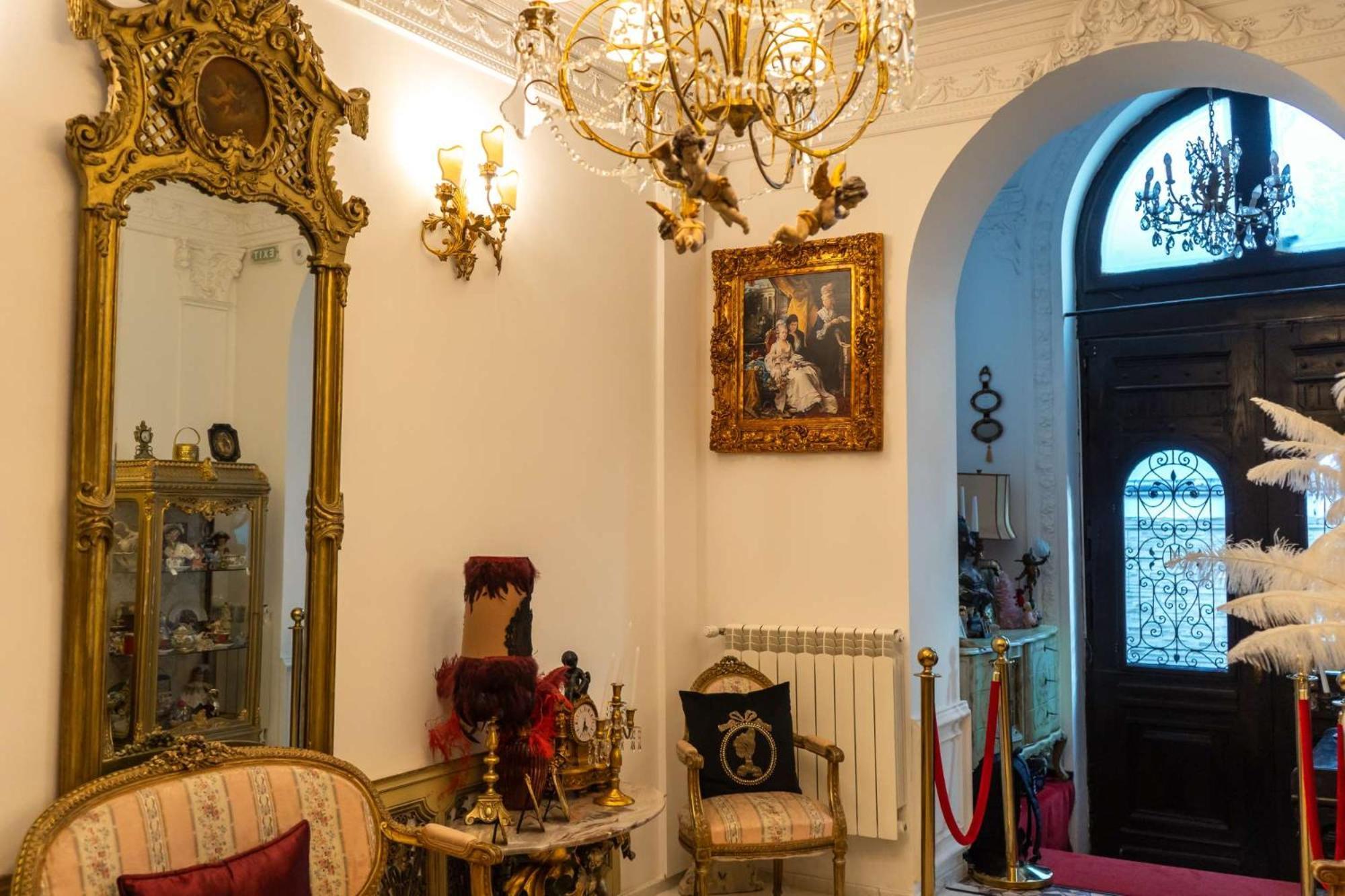 Conacul Coroanei Luxury Boutique Hotel Букурещ Екстериор снимка