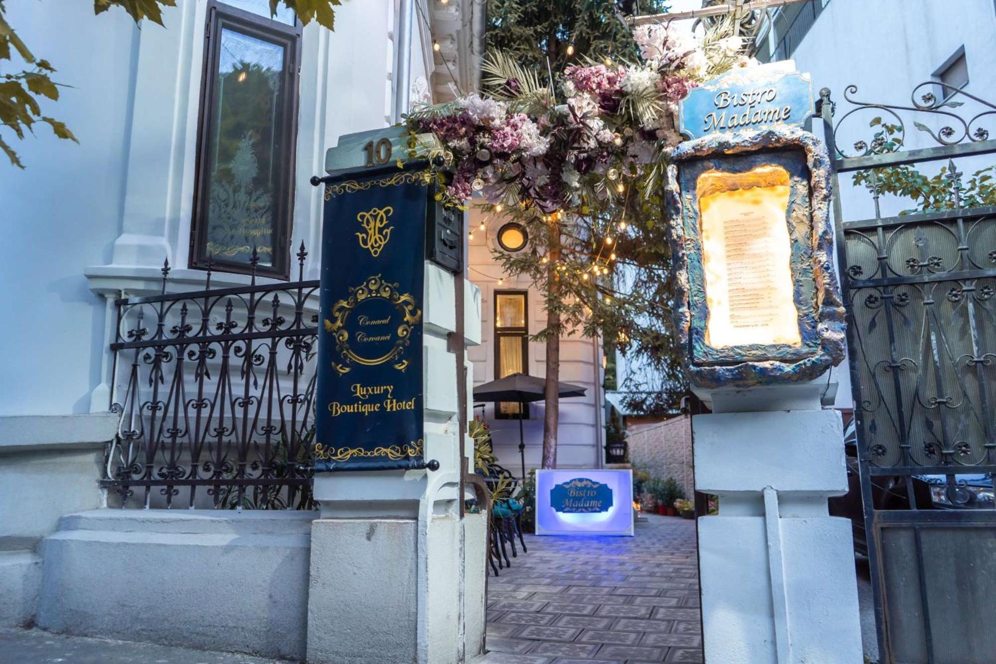 Conacul Coroanei Luxury Boutique Hotel Букурещ Екстериор снимка